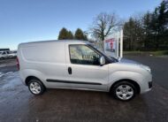 2015 Vauxhall Combo – Model: Combo 2000 L1H1 CDTi Sportive – SO65MZU