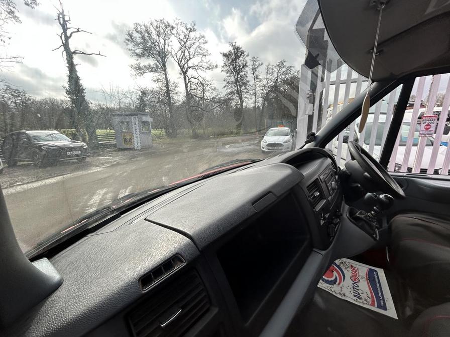 2013 Ford Transit – Model: Transit 125 T300 FWD – EJ63PKC