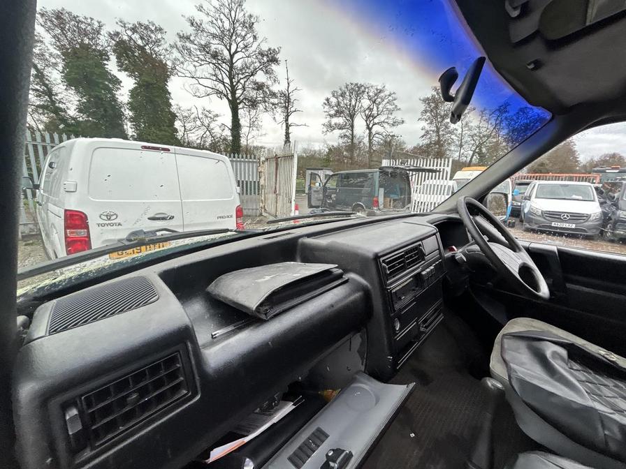 1995 Volkswagen Transporter – Model: Transporter Diesel – M649OCY