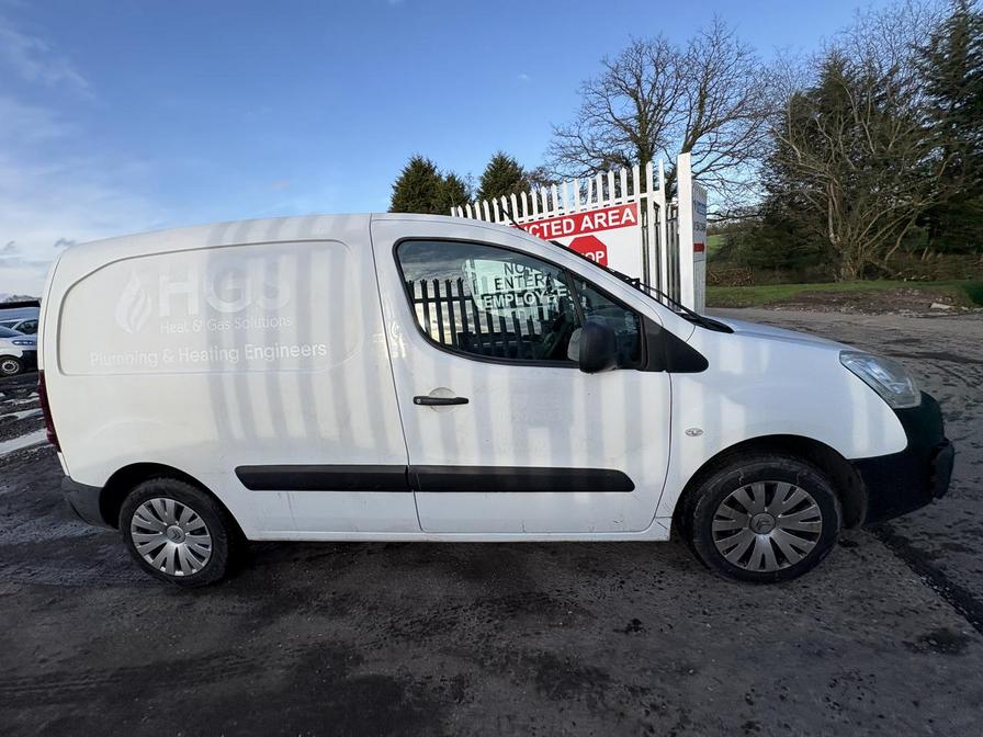 2016 Citroen Berlingo – Model: Berlingo 625 Enterprise HDI – OV16HYM