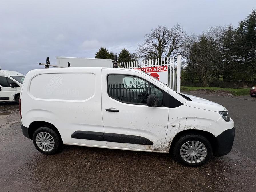 2020 Citroen Berlingo – Model: Berlingo 650 Enterprise Blue HDi S/S – CA70DWJ