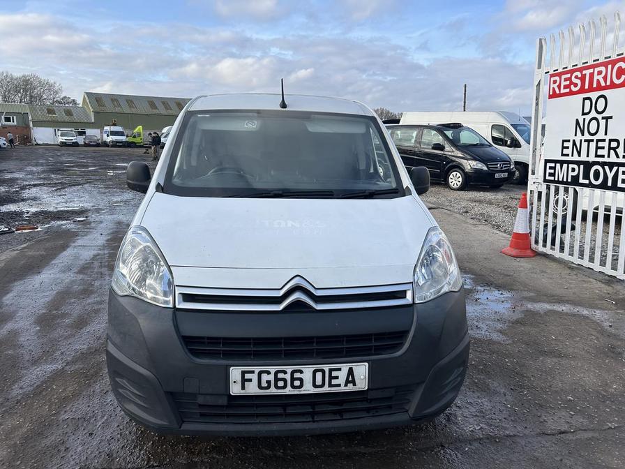 2017 Citroen Berlingo – Model: Berlingo 625 Enterprise Blue HDi – FG66OEA