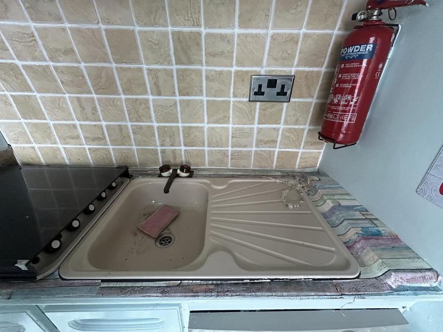 2002 Renault Master – Model: Master 120.35 dCi LWB – JS51OLS