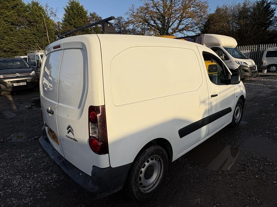 2017 Citroen Berlingo – Model: Berlingo 625 LX Blue HDi – SL67MRU