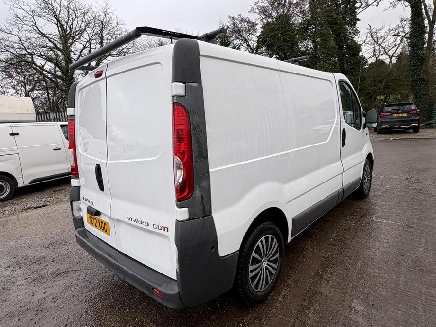 2012 Vauxhall Vivaro – Model: Vivaro 2700 CDTi 113 SWB – YC12XGG