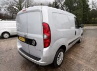 2016 Vauxhall Combo – Model: Combo 2000 L1H1 CDTi S/S Sport – LG66UTS