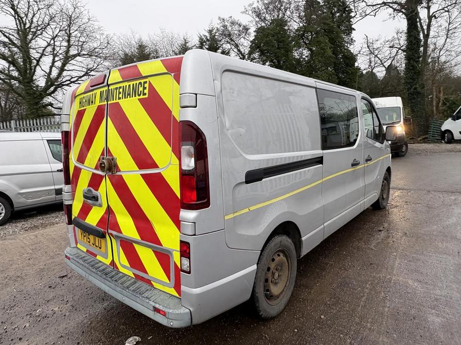2015 Vauxhall Vivaro – Model: Vivaro  2900 Sportive CDTi – YP15JLU