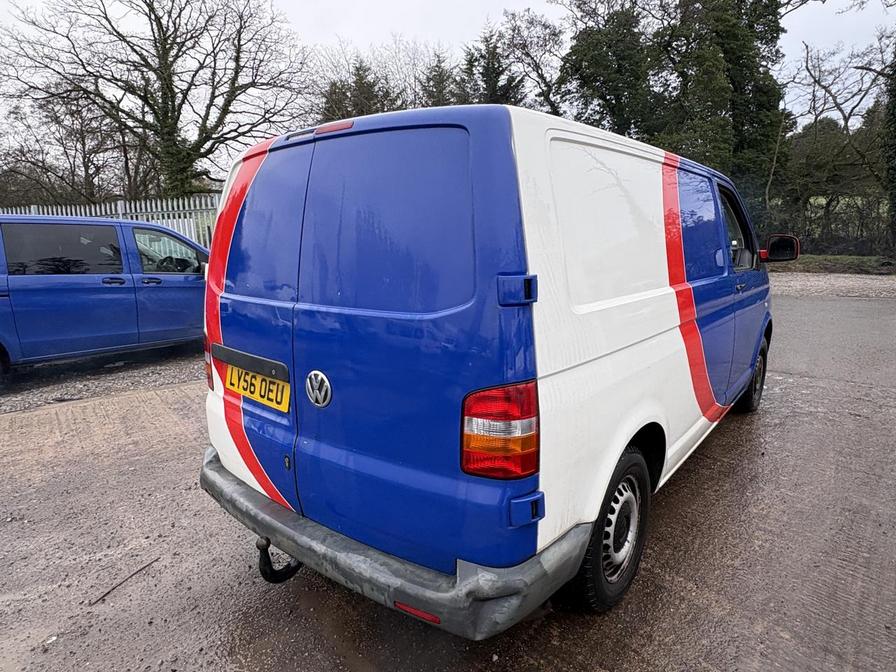 2006 Volkswagen Transporter – Model: Transporter T30 130 TDI SWB A – LY56OEU
