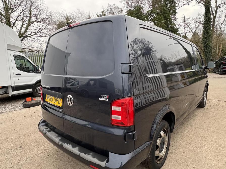 2015 Volkswagen Transporter – Model: Transporter T32 Highline TDI BlueMotion Technology – WP65OPO