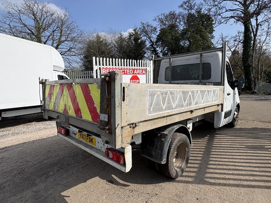 2017 Renault Master – Model: Master 125.35 LWB – YX17FDK/A11DCM