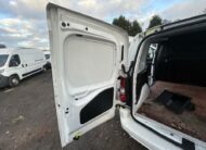 2021 Vauxhall Combo – Model: Combo 2000 Griffin Edition TD – LV71TKJ