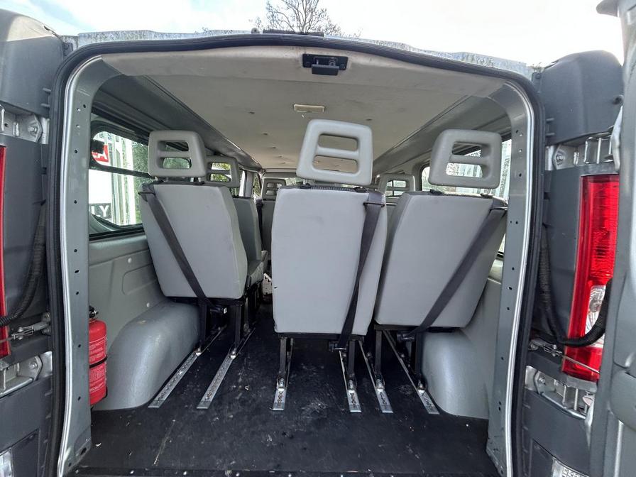 2010 Vauxhall Vivaro – Model: Vivaro  2900 CDTI LWB – DY60KGE