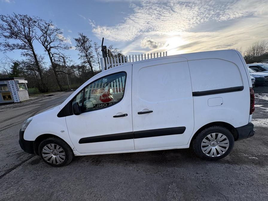 2016 Citroen Berlingo – Model: Berlingo 625 Enterprise HDI – OV16HYM