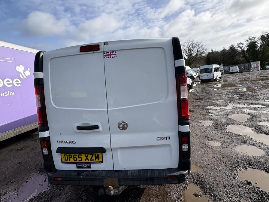 2015 Vauxhall Vivaro – Model: Vivaro  2900 CDTI – DP65XZM