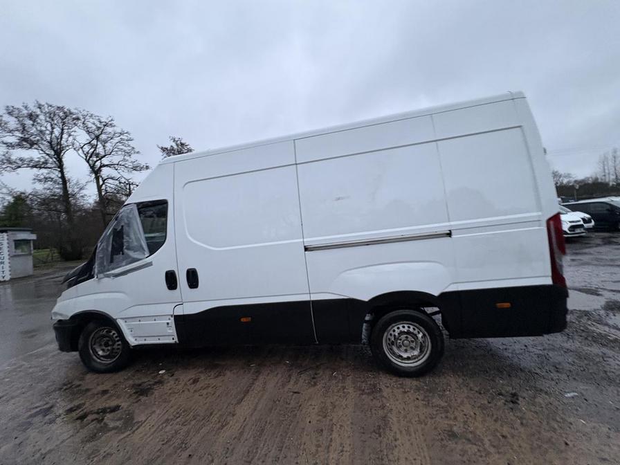 2021 Iveco Daily – Model: Daily 35S14b Auto – PXZ8712
