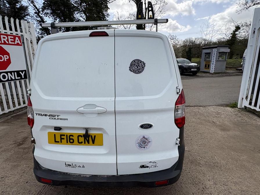 2016 Ford Transit Courier – Model: Transit Courier Trend TDCi – LF16CNV