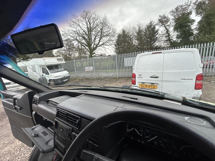 1995 Volkswagen Transporter – Model: Transporter Diesel – M649OCY