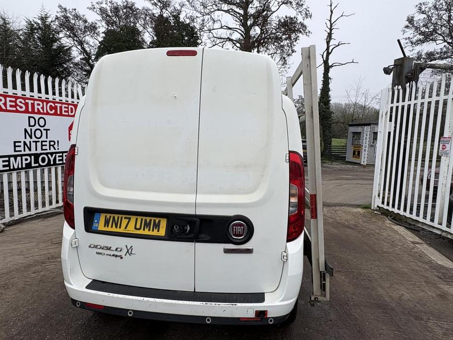 2017 Fiat Doblo Cargo – Model: Doblo 16v SX XL MultiJet II – WN17UMM