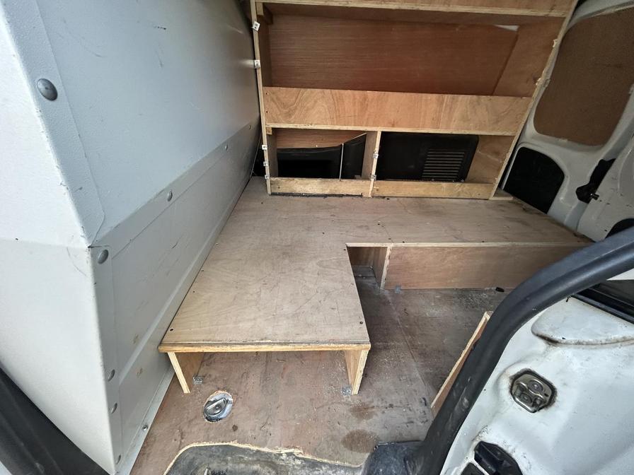 2017 Citroen Berlingo – Model: Berlingo 625 Enterprise Blue HDi – FG66OEA