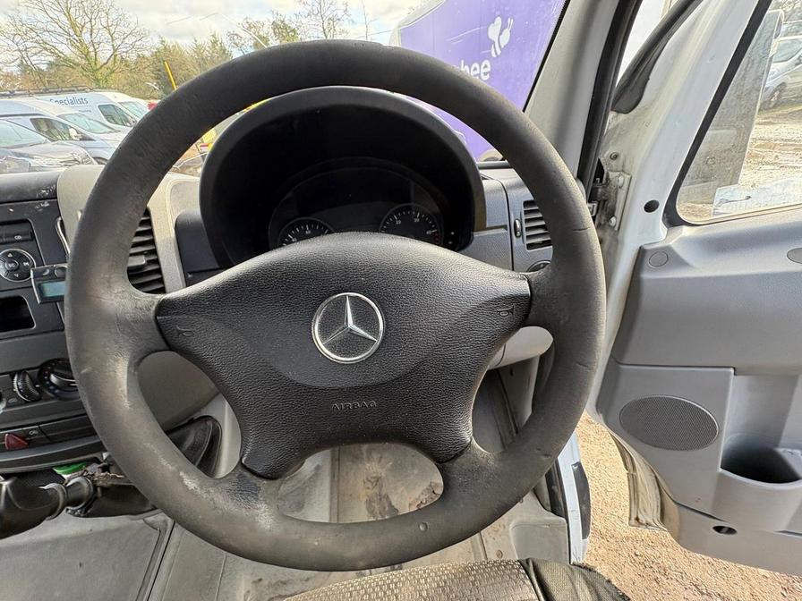 2007 Mercedes-Benz Sprinter – Model: Sprinter 311 CDI LWB – HN57ZYG