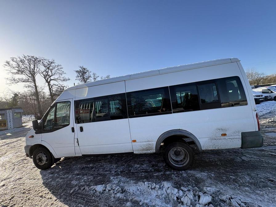 2008 Ford Transit – Model: Transit 100 17-Seat RWD – DK08DNK