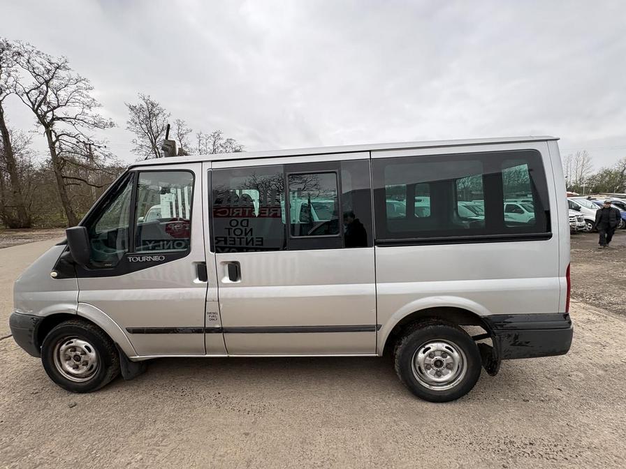 2010 Ford Tourneo – Model: Transit 115 Tourneo T280 SWB Trend – LR60HWC