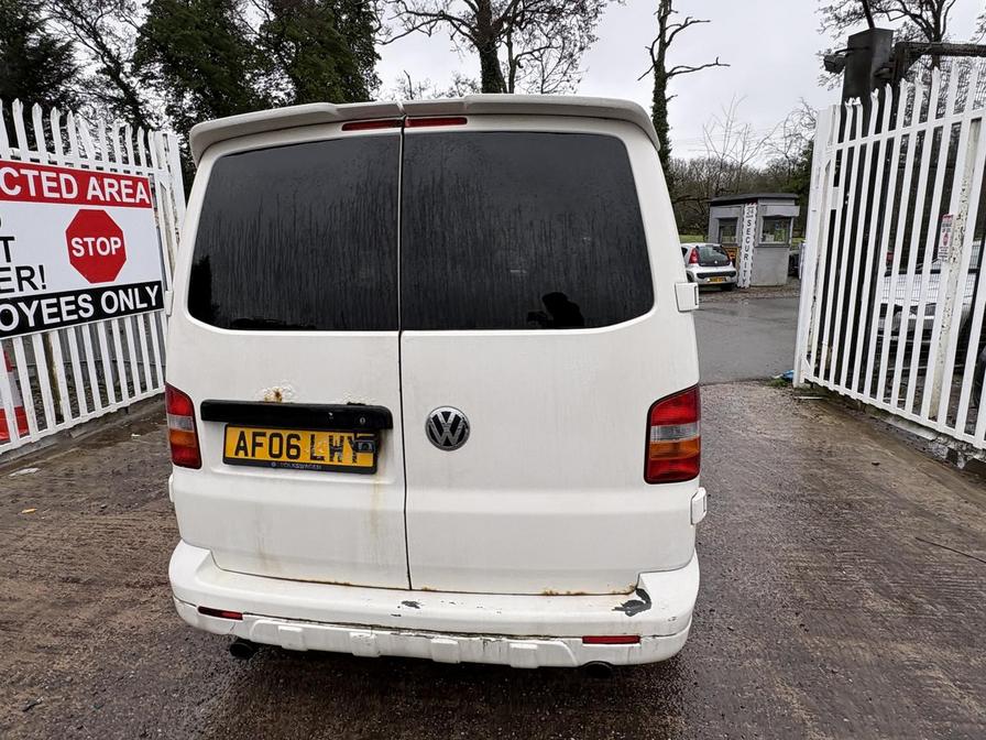 2006 Volkswagen Transporter – Model: Transporter T32 104 TDI SWB – AF06LWY/LR54LMS