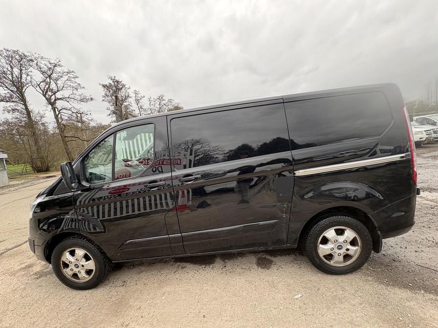 2017 Ford Transit Custom – Model: Transit Custom 270 Limited – YM67BSO