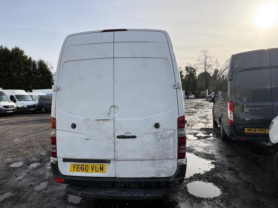 2011 Mercedes-Benz Sprinter – Model: Sprinter 313 CDI – YE60VLM