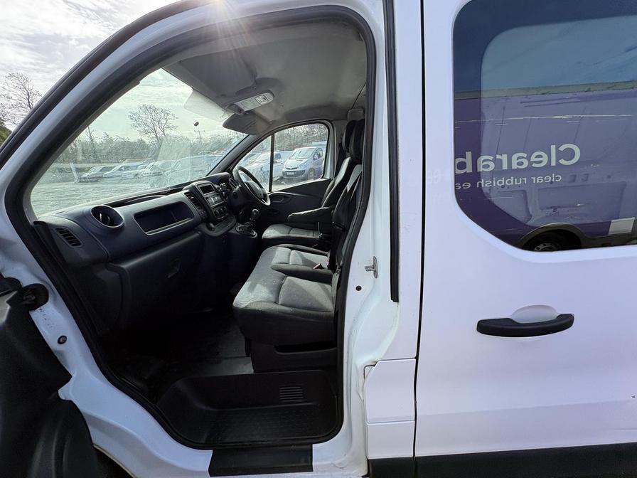 2015 Vauxhall Vivaro – Model: Vivaro  2900 CDTI – DP65XZM