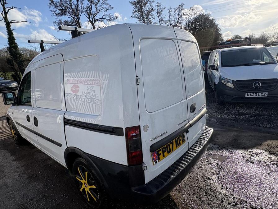 2007 Vauxhall Combo – Model: Combo 2000 CDTi 16v – FP07KFR