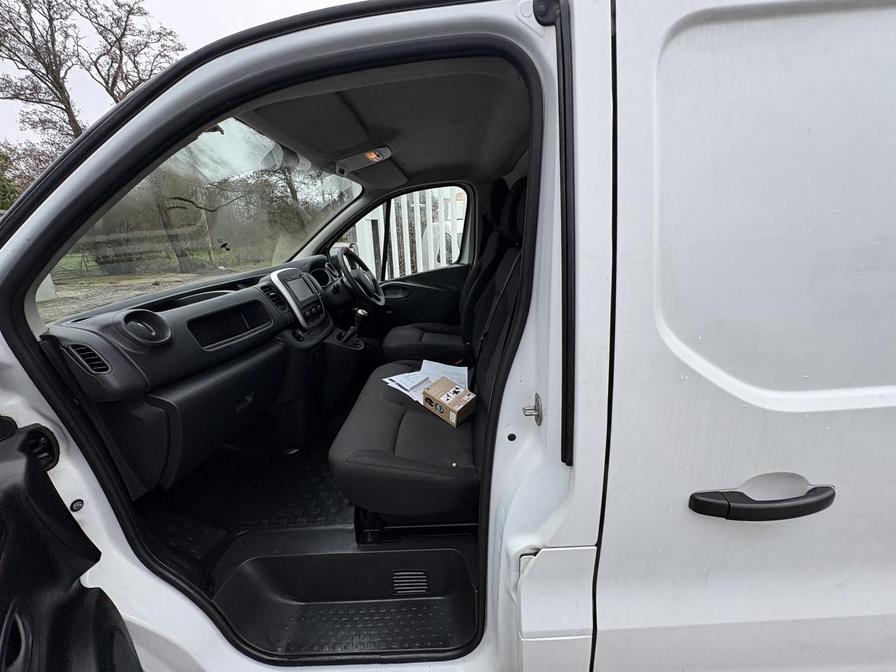 2021 Renault Trafic – Model: Trafic SL28 Business Energy dCi – MJ71LKU