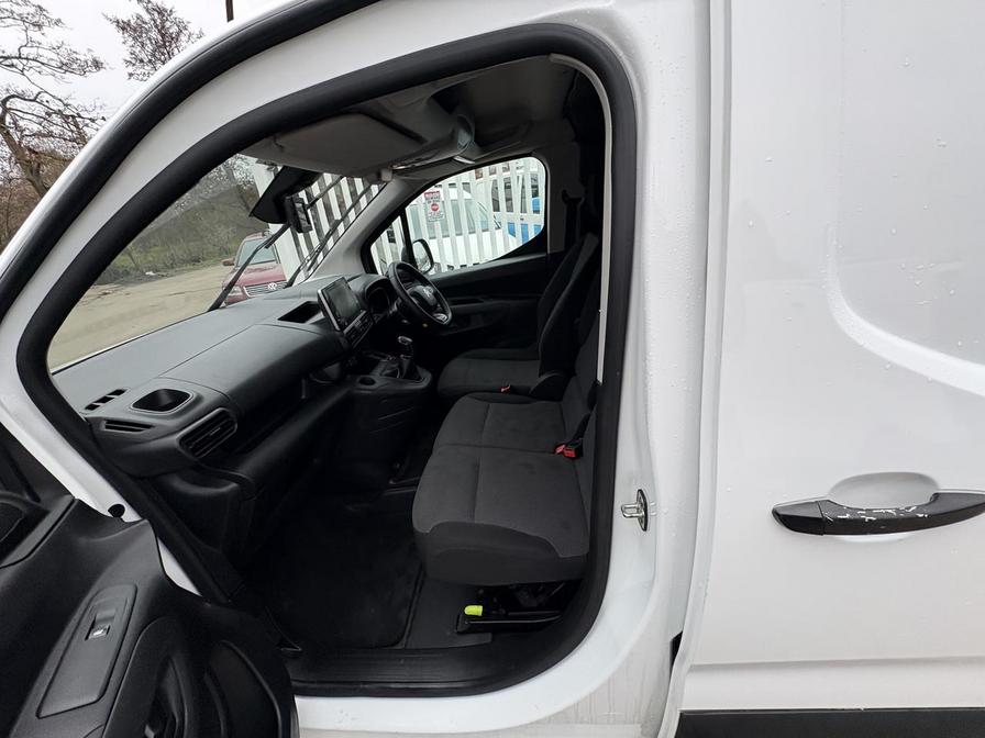2020 Citroen Berlingo – Model: Berlingo 1000 Driver Blue HDi S/S – YC70XEV
