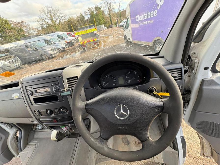 2007 Mercedes-Benz Sprinter – Model: Sprinter 311 CDI LWB – HN57ZYG