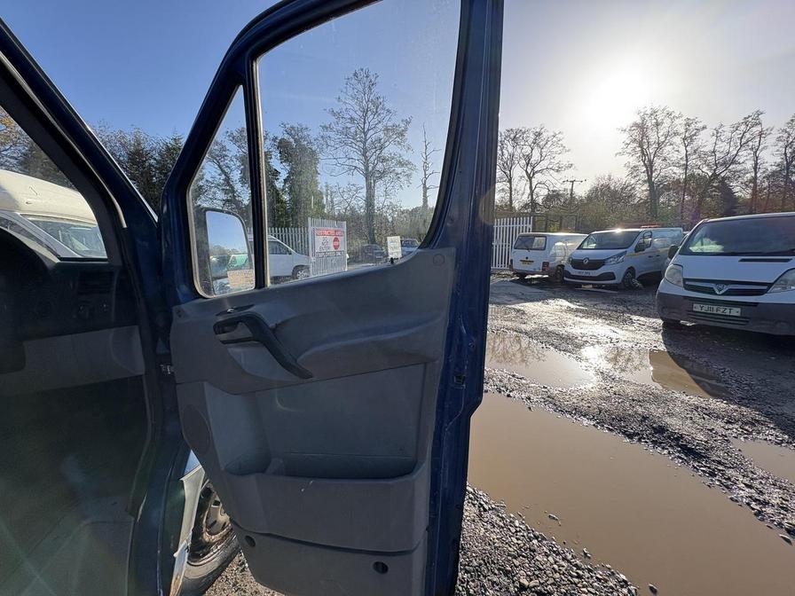 2007 Mercedes-Benz Sprinter – Model: Sprinter 311 CDi Double Cab MWB – PE57JXD