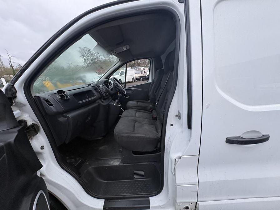 2017 Vauxhall Vivaro – Model: Vivaro  2700 Sportive CDTI – KU66URJ