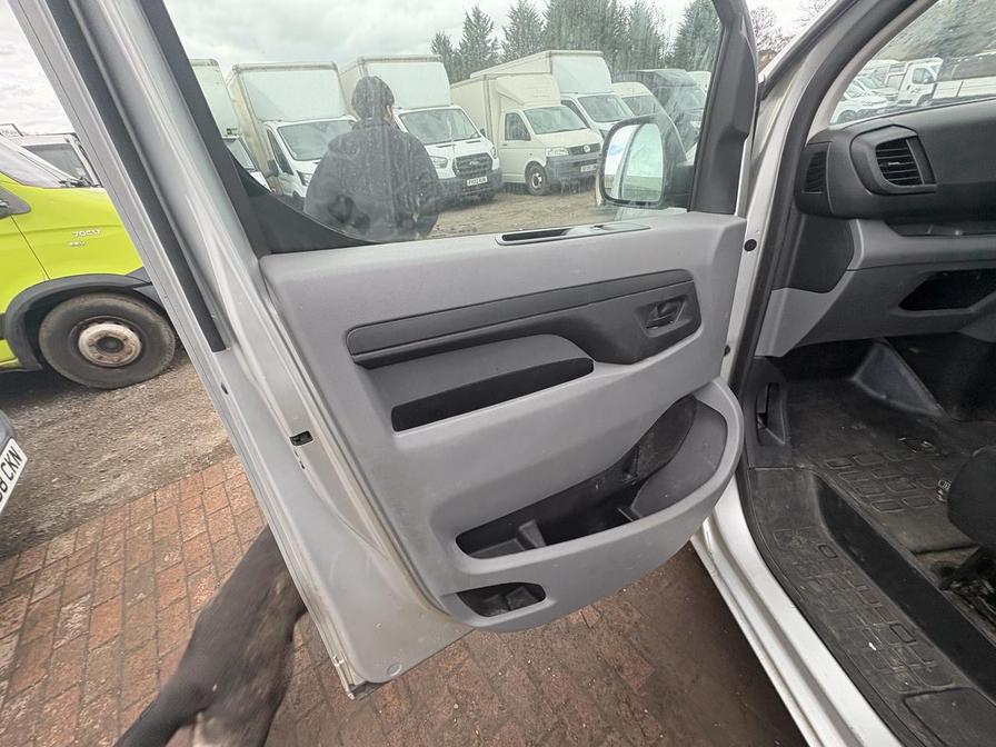 2018 Peugeot Expert – Model: Expert Professional Long Blue HDi – LN68XAX/C11LMT