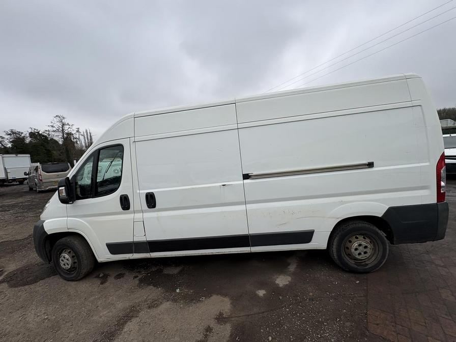 2014 Peugeot Boxer – Model: Boxer 335 L3H2 Professional HDi – GY14FSG