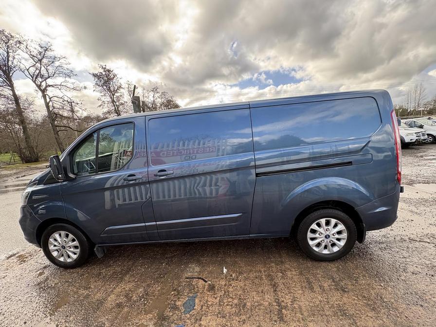 2019 Ford Transit Custom – Model: Transit Custom 300 Limited – AP19WWE