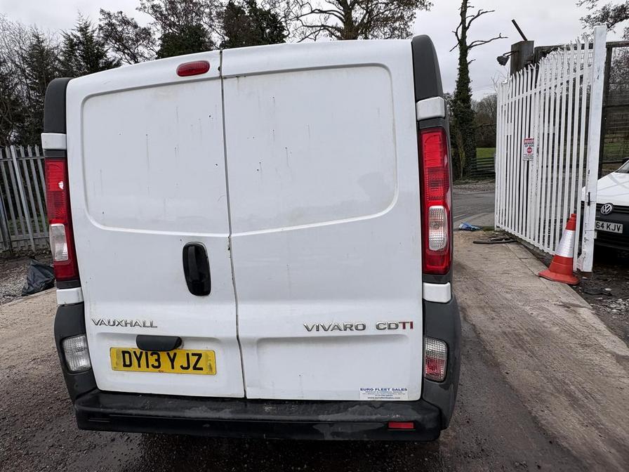 2013 Vauxhall Vivaro – Model: Vivaro  2900 CDTI LWB – DY13YJZ