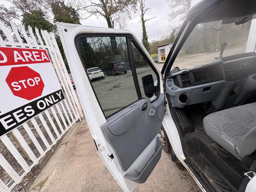 2008 Ford Transit – Model: Transit 85 T260 SWB FWD – AT57TYC
