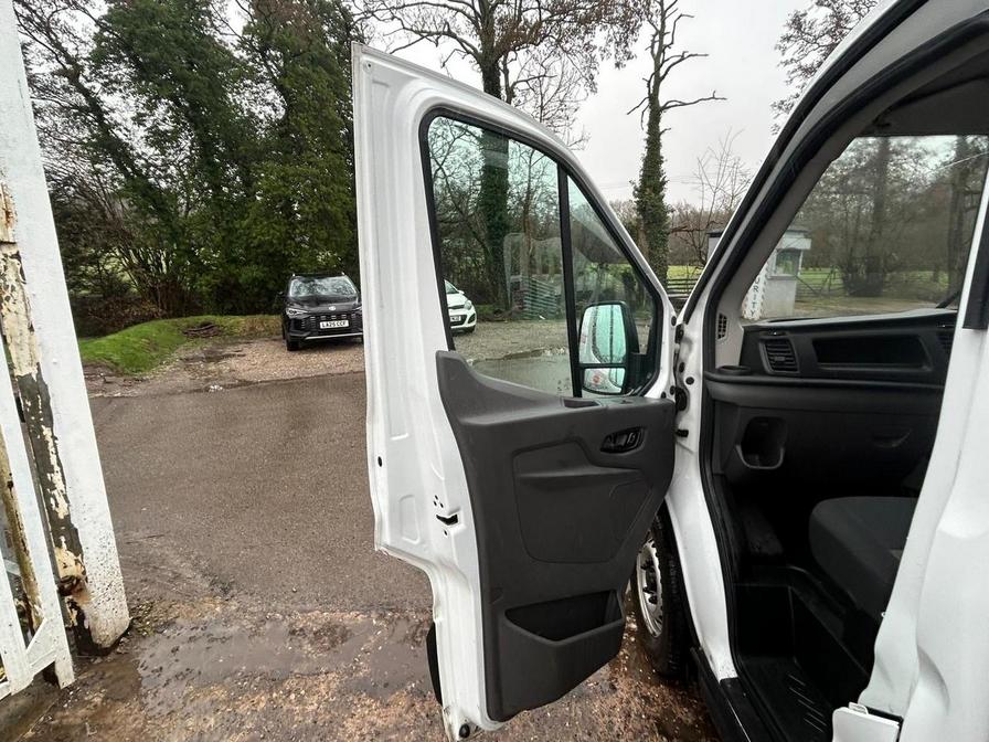 2022 Ford Transit – Model: Transit 350 Leader EcoBlue – FH22KUK