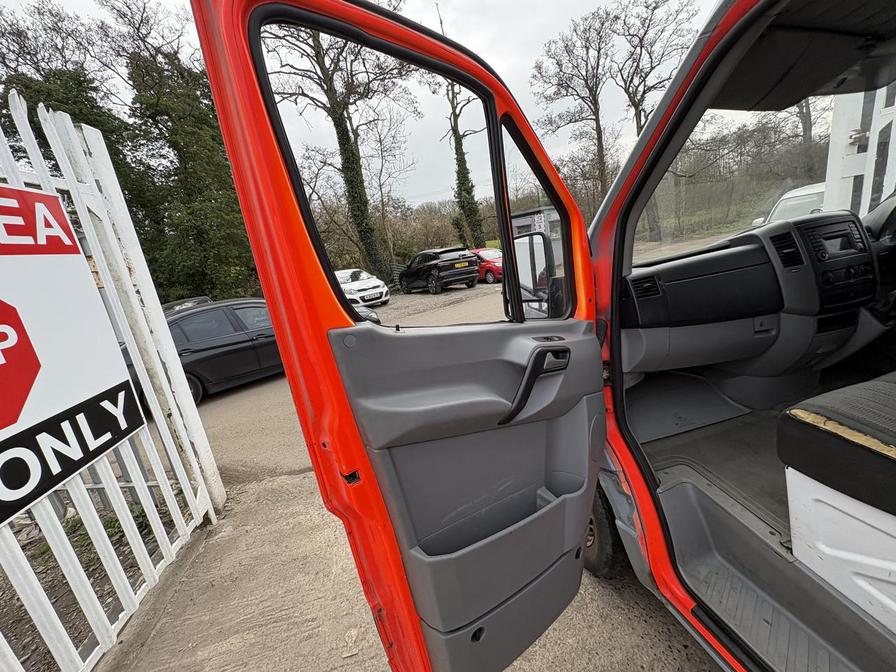 2012 Mercedes-Benz Sprinter – Model: Sprinter 313 CDi – NA62OWB