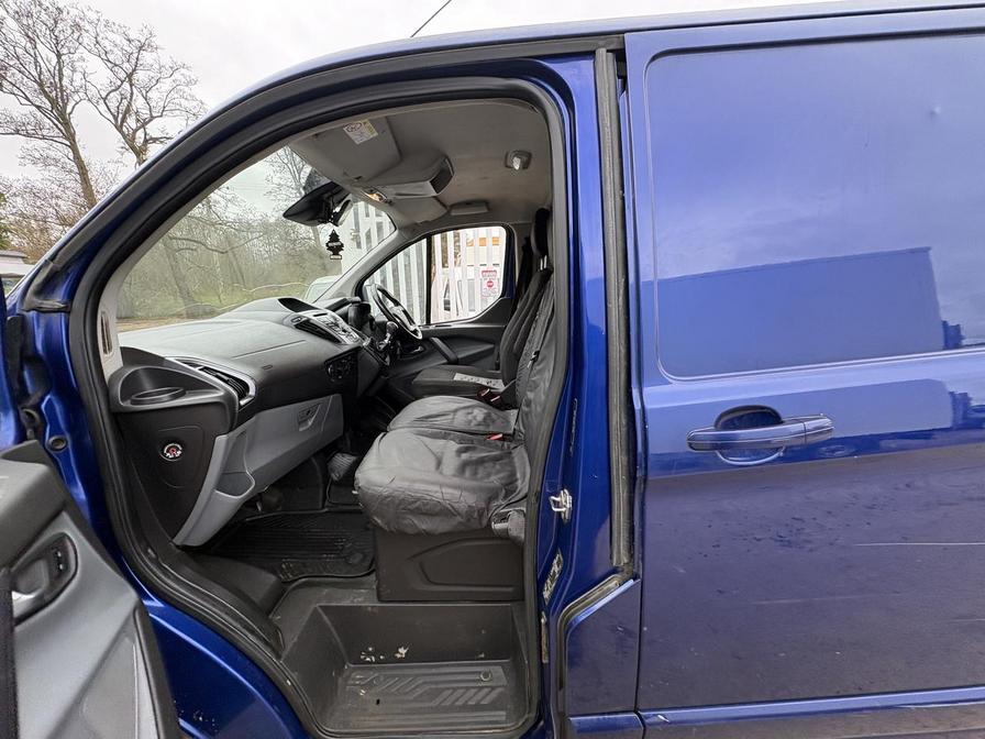 2016 Ford Transit Custom – Model: Transit Custom 340 Limited – PF66OZH