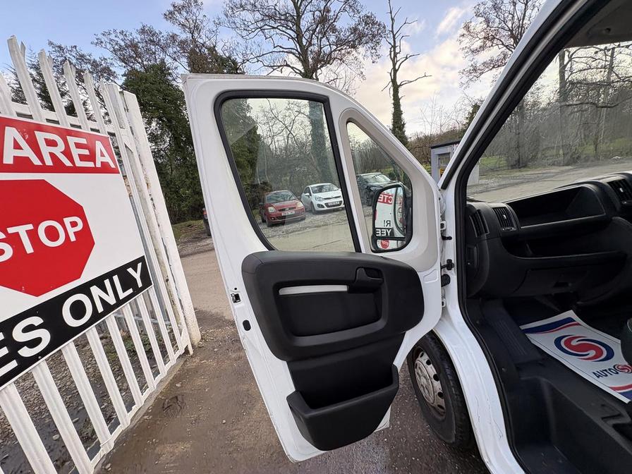 2020 Citroen Relay – Model: Relay 35 L3H2 Enterprise Blue HDi S/S – LT20UVS