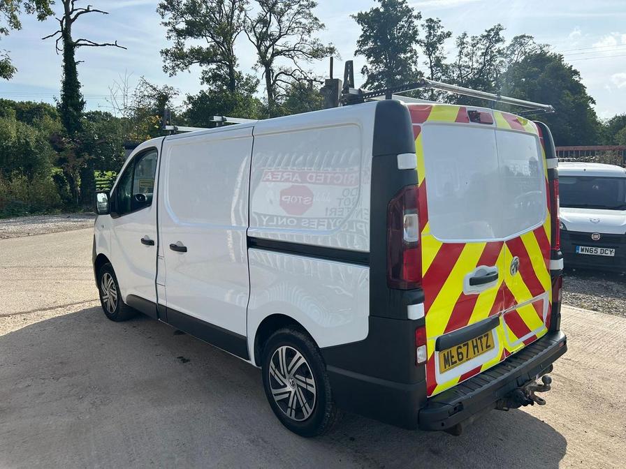 2017 Vauxhall Vivaro – Model: Vivaro  2700 CDTI – ML67HTZ