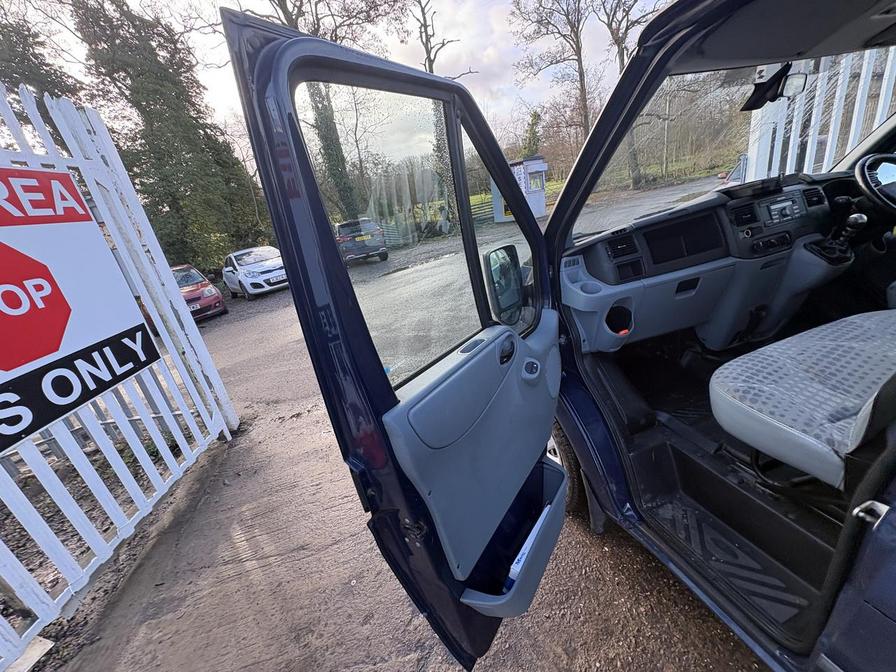 2011 Ford Transit – Model: Transit 140 T280 MWB Trend FWD – FN61VGX