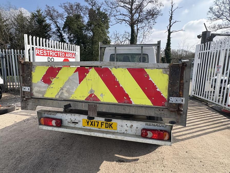 2017 Renault Master – Model: Master 125.35 LWB – YX17FDK/A11DCM