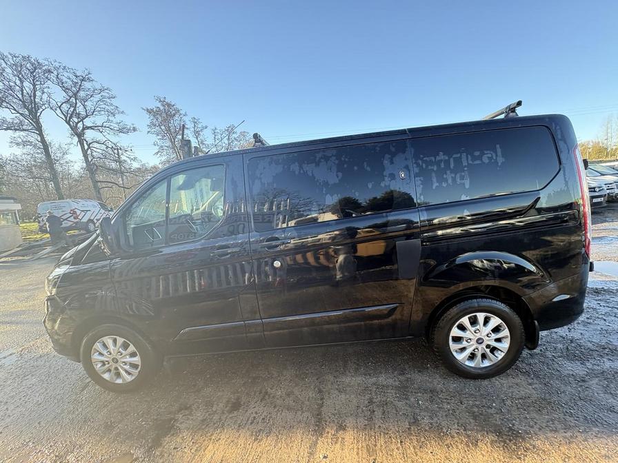 2019 Ford Transit Custom – Model: Transit Custom 300 Limited EcoBlue – MF69DYP