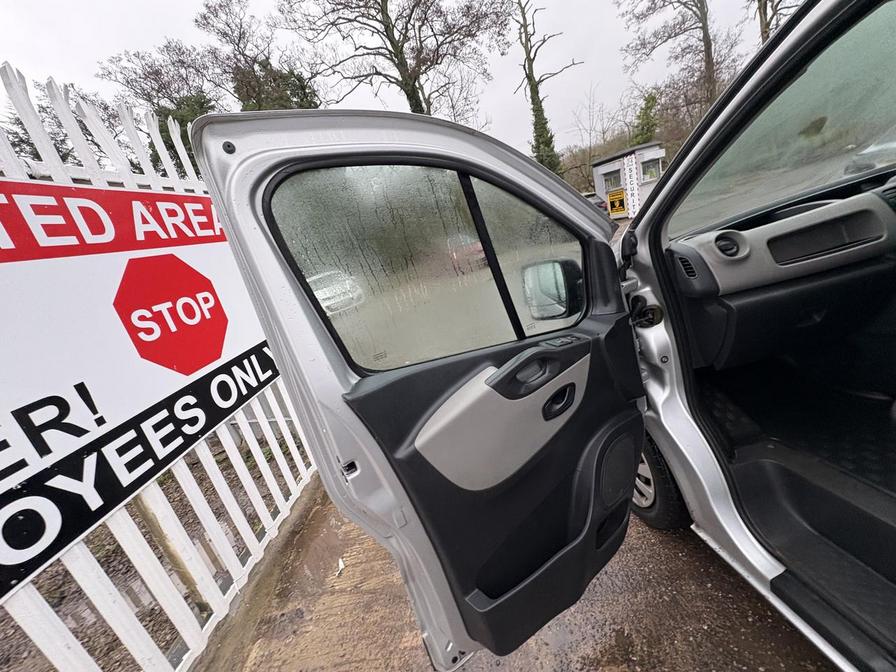 2016 Renault Trafic – Model: Trafic SL27 Business+ Energy dCi – MM16YZB